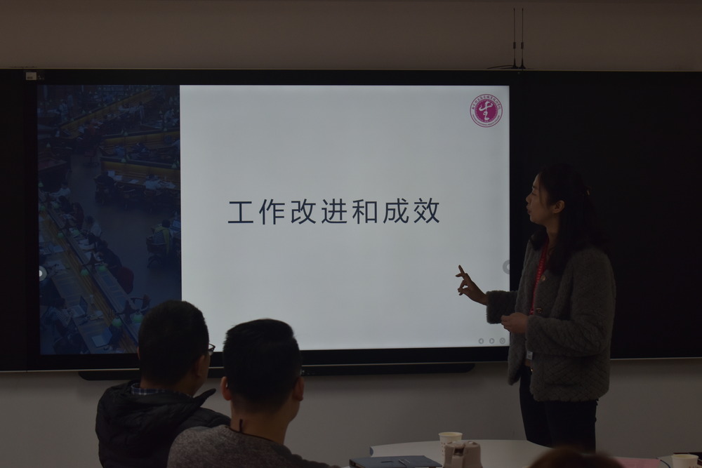 无锡春季团建影视城旁，演绎团队精彩.jpg