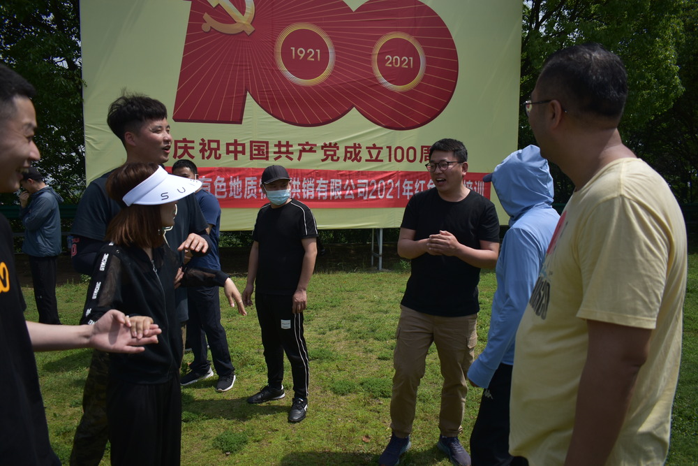 携手江苏启点拓展培训公司，打造高效协作团队.jpg