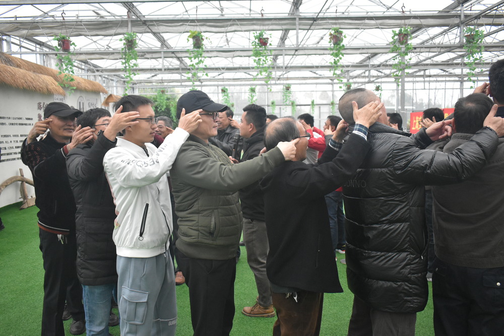 聚焦军事拓展：打造高效执行力团队.jpg