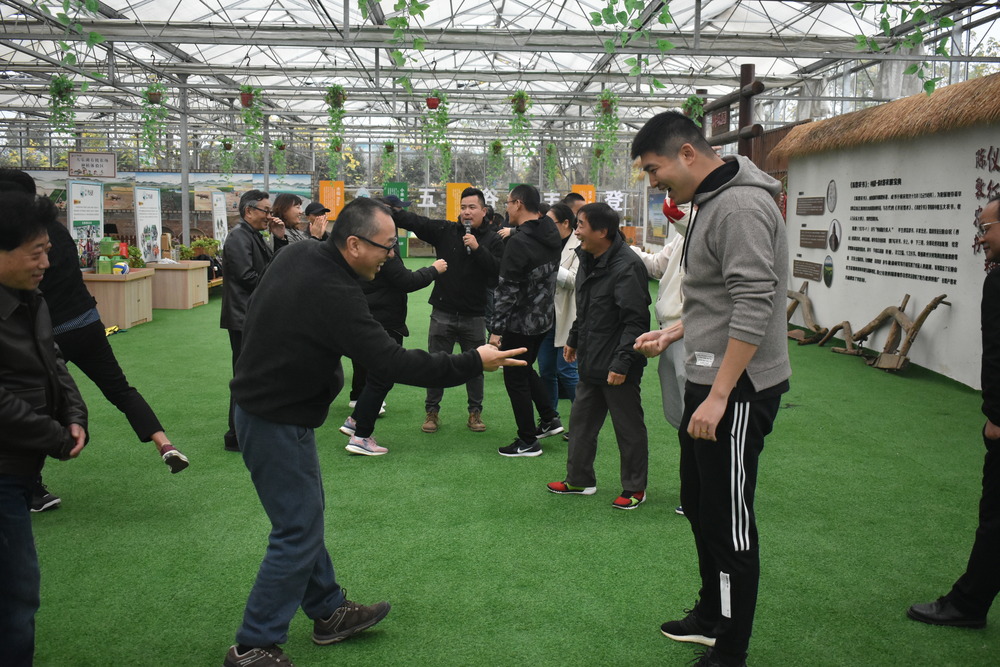 马鞍山拓展基地推荐 - 启点团建拓展公司，打造卓越团队.jpg
